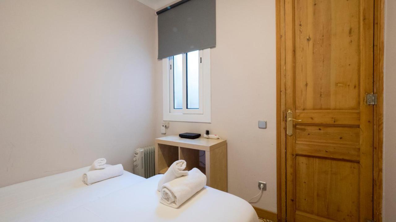 Acogedor Apartamento De 2 Dormitorios Барселона Екстер'єр фото